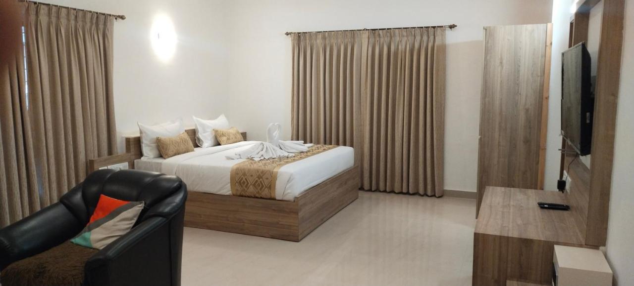 Doves-Kohinoor Exotica Hotel Lonavala Eksteriør billede